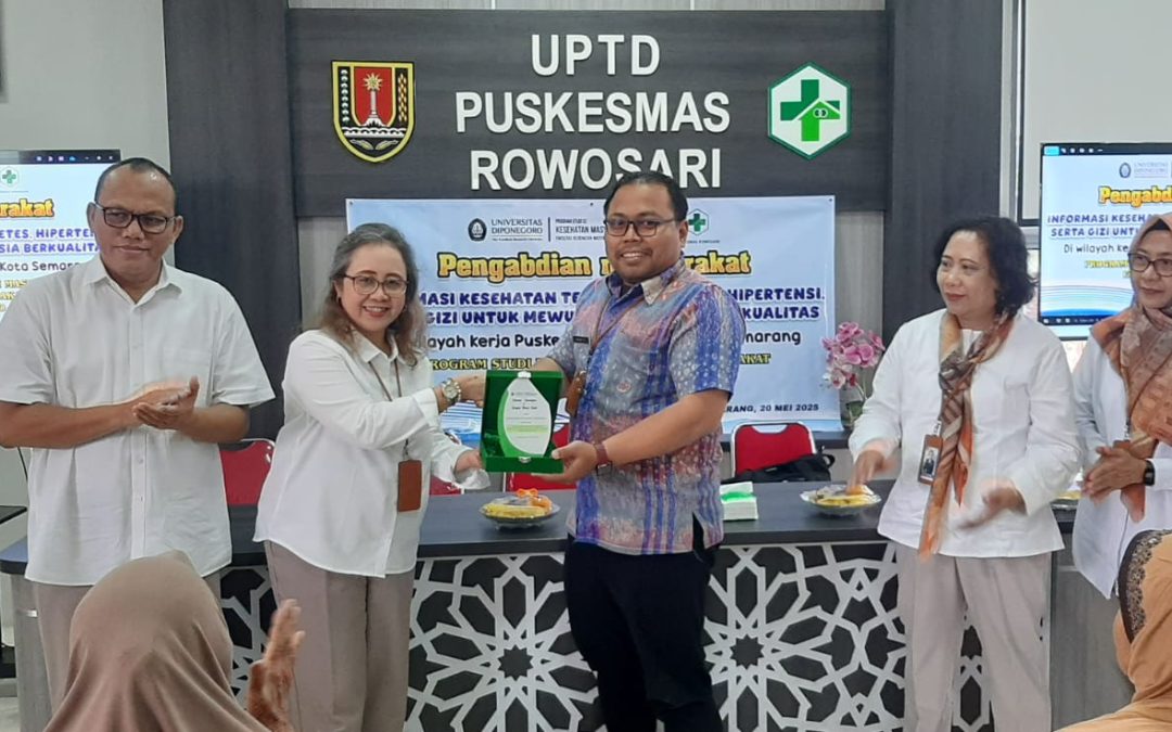 Edukasi Kesehatan Komprehensif: Pengabdian Masyarakat MKM FKM Undip untuk Lansia Puskesmas Rowosari